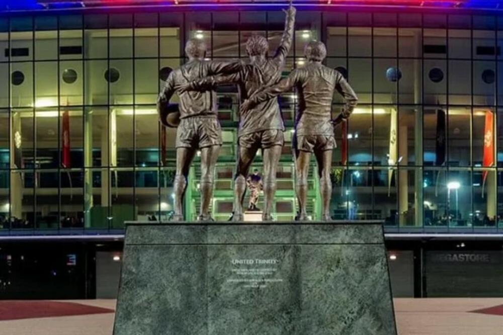 Natpis ispred &bdquo;Old traforda&rdquo;, Foto: Twitter