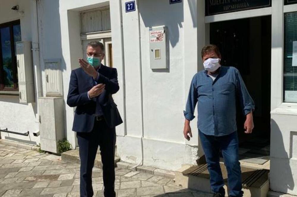 Važe li isti propisi jednako za svjetovne i duhovne poslanike: Gvozdenović u MZ Crmnica, Foto: ( Skupština Crne Gore)