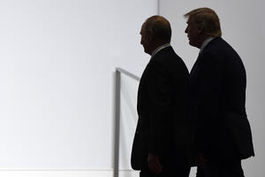Tramp i Putin u dvije sedmice razgovarali više nego za pet godina