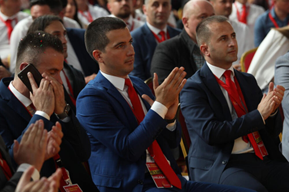 Poslanici Demokrata, Foto: Demokrate