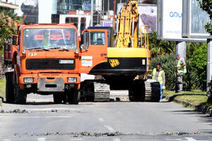 Podgorica: Asfalt često “krpe” i na ulicama koje su sanirali