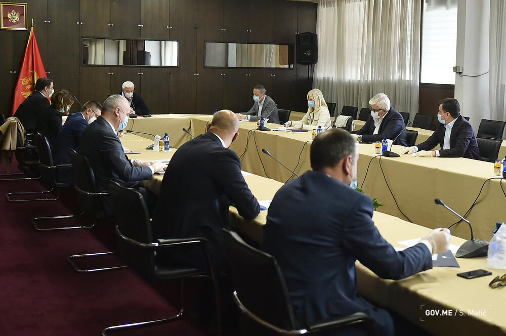 Vlada bi paket mjera za turizam trebalo da definiše naredne sedmice: Marković sa hotelijerima, Foto: Gov.me/Saša Matić