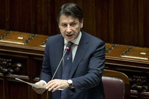 Italija predviđa javni deficit od 10,4 odsto BDP-a i dug od 155,7...