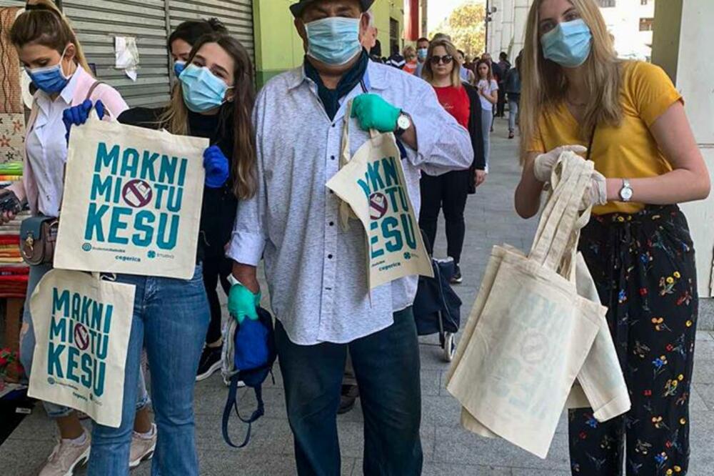 Sa akcije "Makni mi tu kesu!", Foto: AP