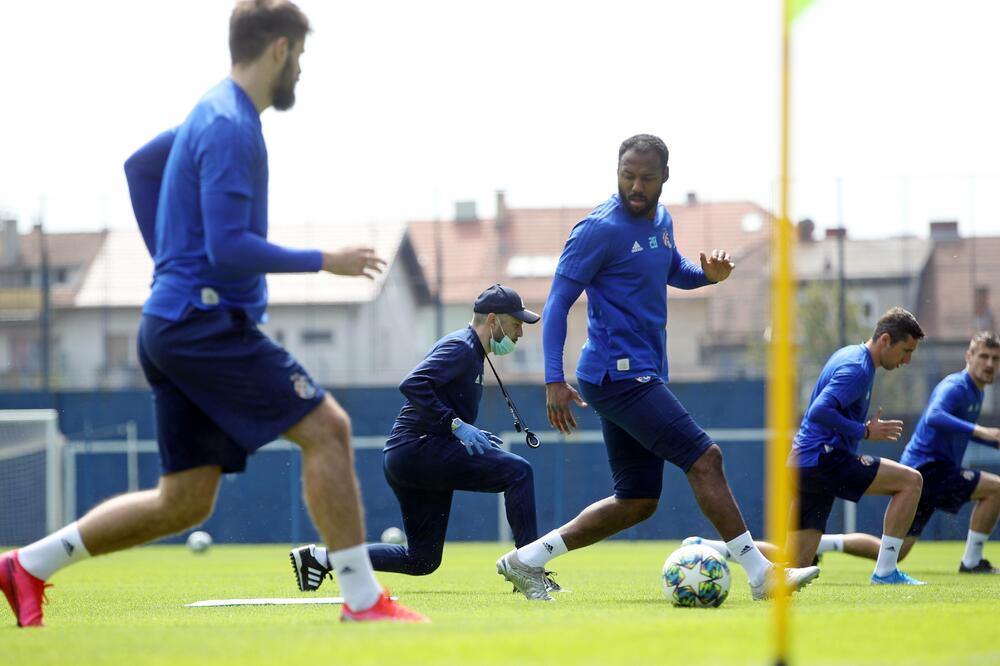 Fudbaleri Dinama na današnjem treningu, Foto: Damir SENCAR