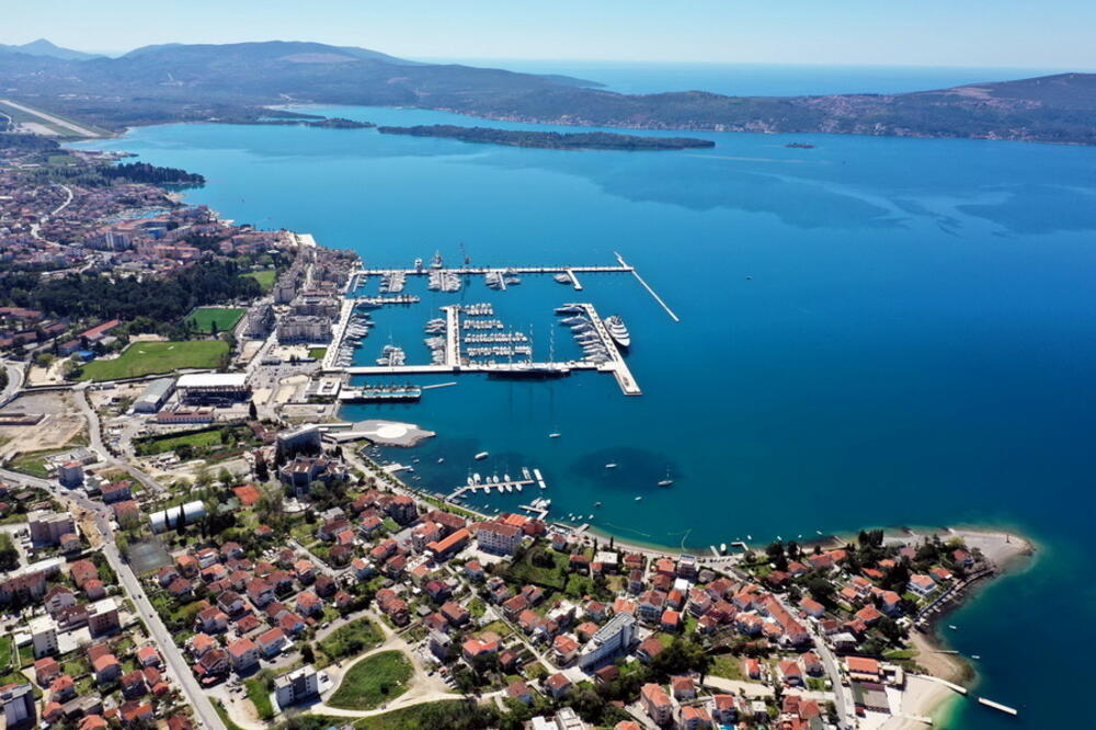 Stroža kontrola luka i marina: Tivat, Foto: Anton Marković