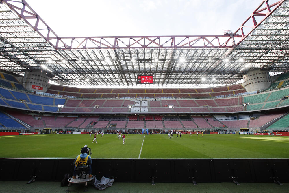 Stadion u Milanu, Foto: Antonio Calanni