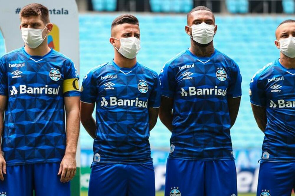 Fudbaleri iz Premijer lige će izgledati kao njihove kolege iz brazilskog Gremija, Foto: Twitter
