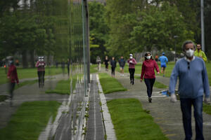 Španci od danas mogu u šetnju i da se bave sportom: U posljednja...