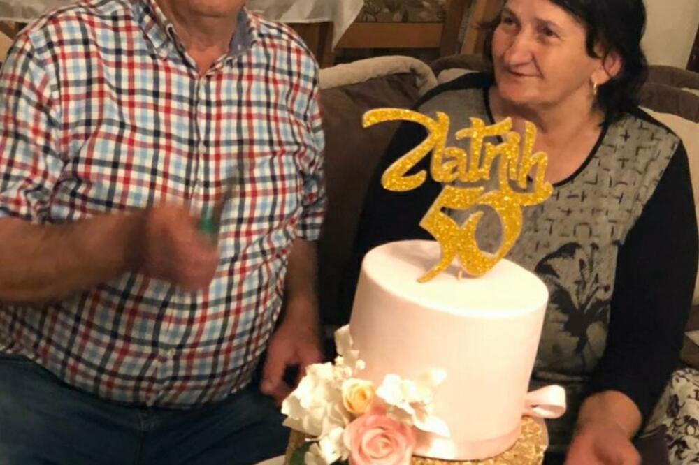 Torta za slavljenike, Foto: Privatna arhiva