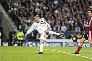 The most beautiful goal of the Champions League: Zidane's volley for all time