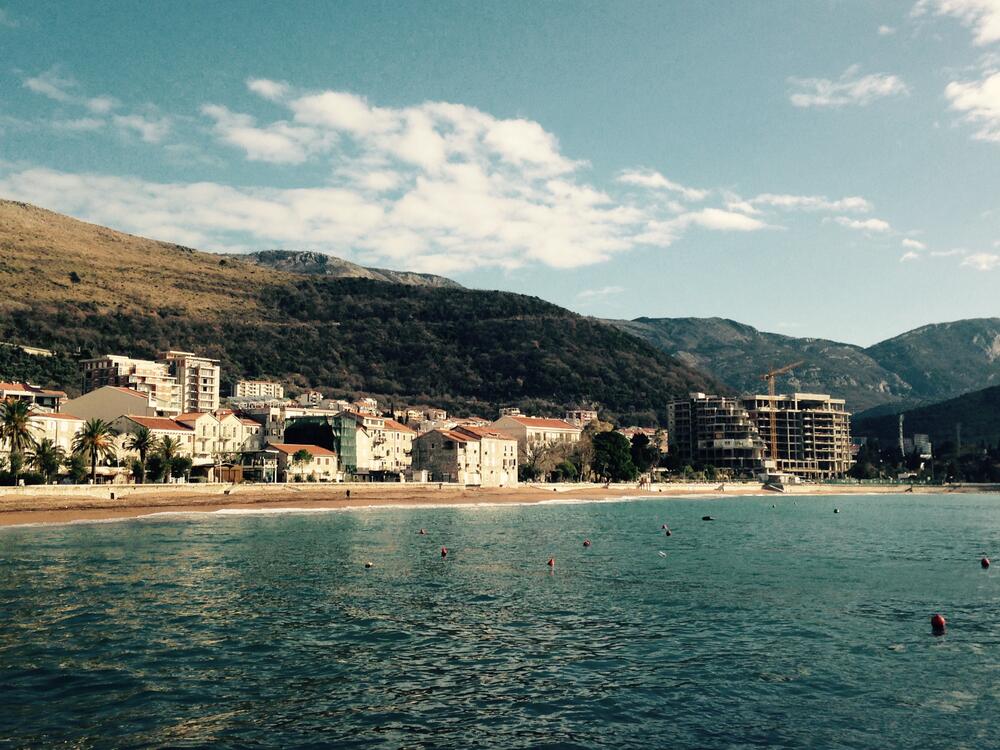 Da li će plaže ostati prazne: Petrovac, Foto: Vuk Lajović