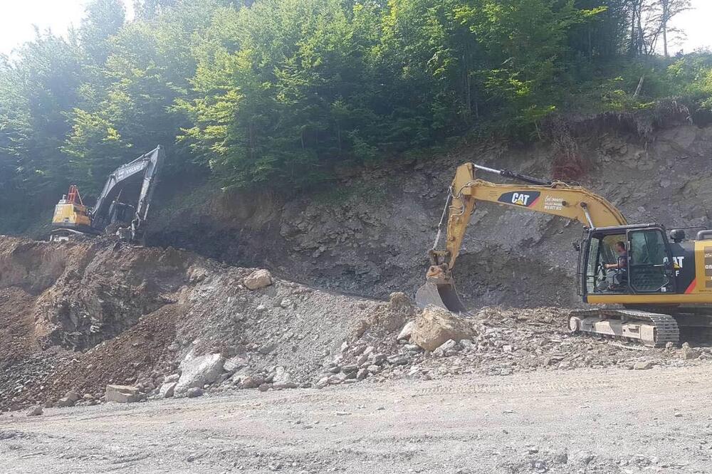 Izgradnja puta prema Cmiljači, Foto: Vlada Crne Gore