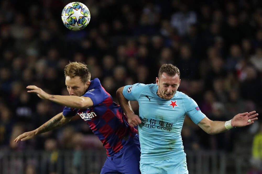 Ivan Rakitić je nepoželjan u Barsi, Foto: Beta/AP