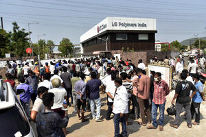 Najmanje osam mrtvih i više od 1.000 hospitalizovanih zbog curenja...