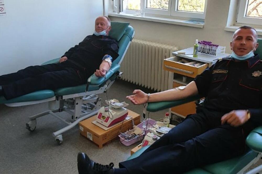 Donirali krv, Foto: Twitter