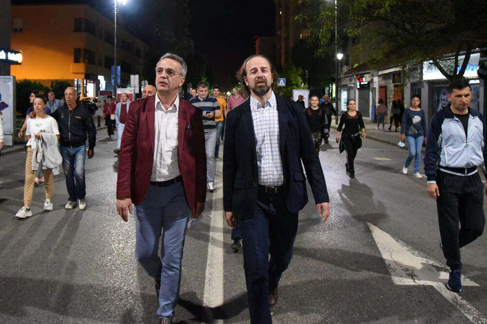 Poslanici Danilović i Radonjić, Foto: Savo Prelević