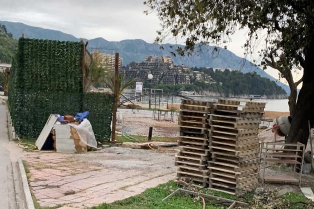 Diskoteka na otvorenom, Budva, Foto: Vuk Lajović
