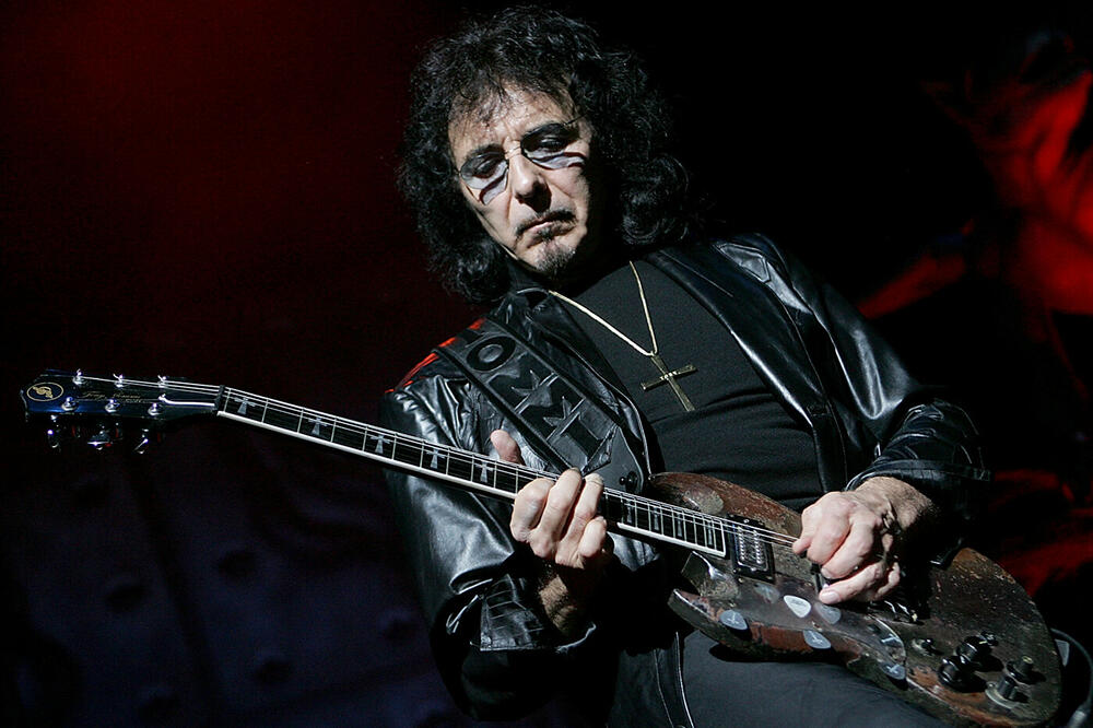 Toni Ajomi, Foto: Toni Ajomi