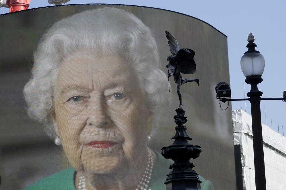 Kraljica Elizabeta, Foto: Kirsty Wigglesworth/ AP