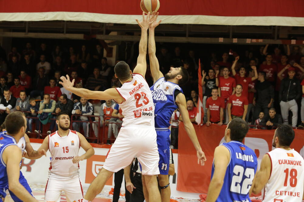 Sa meča Lovćen - Sutjeska, Foto: Lovćen 1947 Bemax