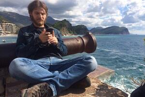 Stanišić poezijom vapi za slobodom