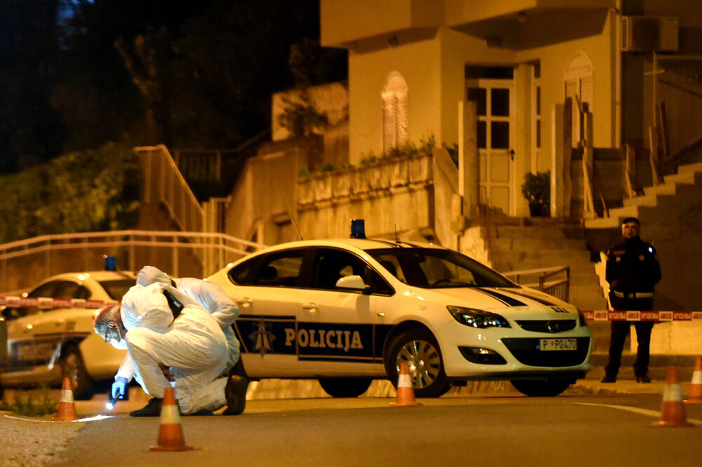 Uviđaj nakon ubistva Vukotića, Foto: Boris Pejović