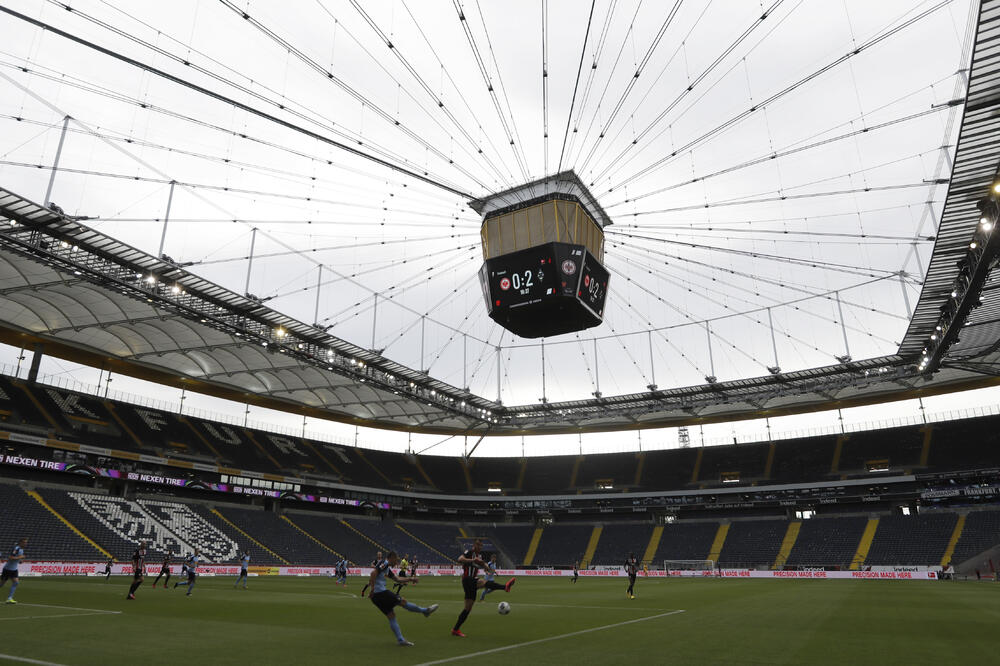 Sa meča Frankfurt - Mengengladbah, Foto: Michael Probst