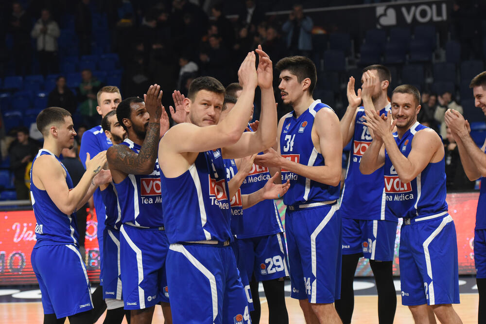 Košarkaši Budućnost Volija