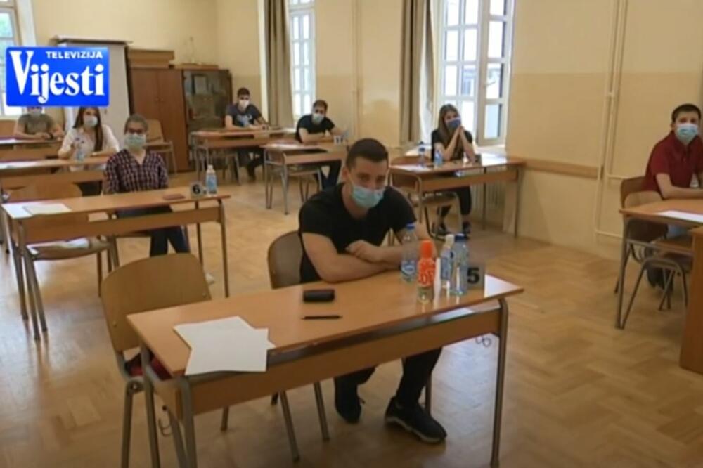 Matura pod maskama, Foto: Printscreen