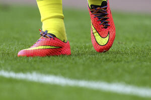 EFL: Bez obzira na sve, neko mora da ispadne