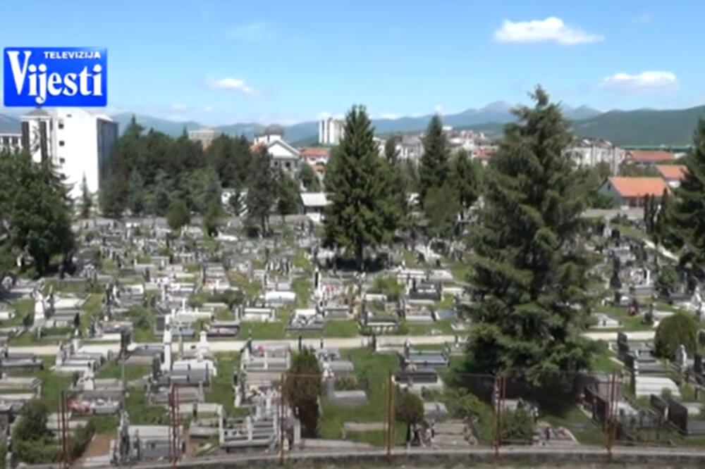 Gradsko groblje u Nikšiću, Foto: Printscreen/Youtube/TV Vijesti