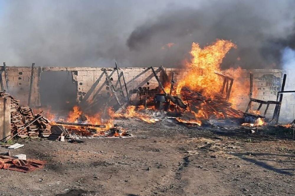 Objekat uništen u požaru, Foto: SZS Glavnog grada