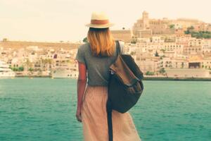 Nova serija na Netflixu: Ubistva, seks i droga na Ibizi