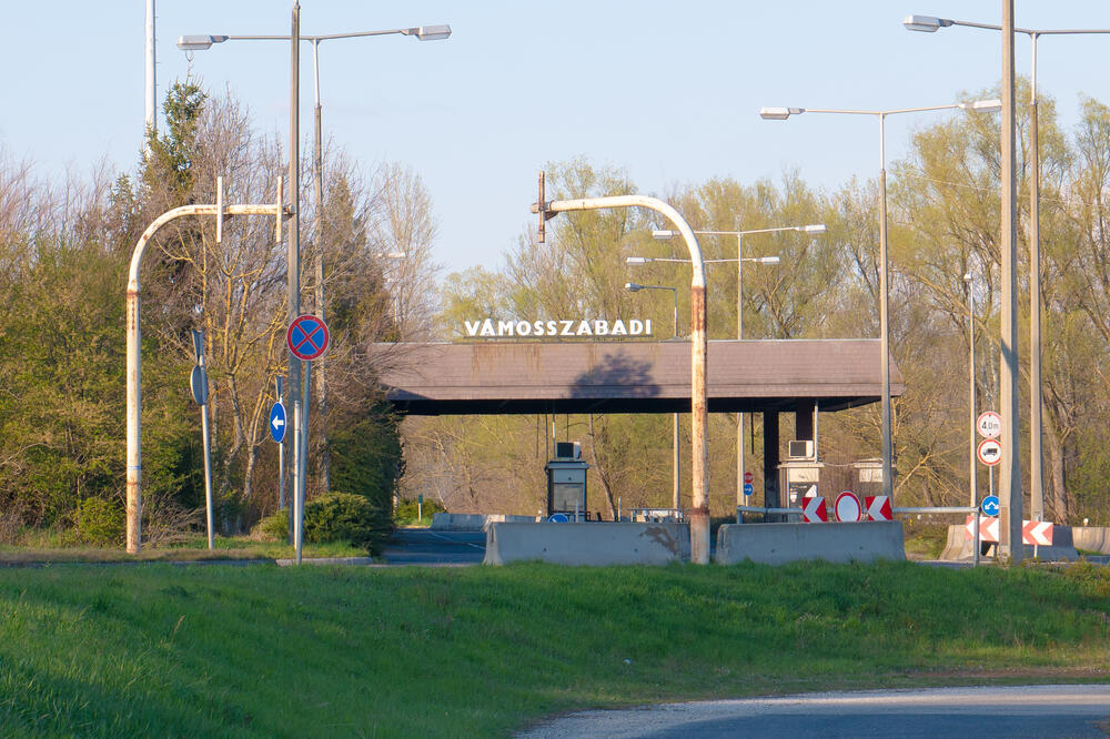 Granični prelaz između Mađarske i Slovačke, Foto: Shutterstock