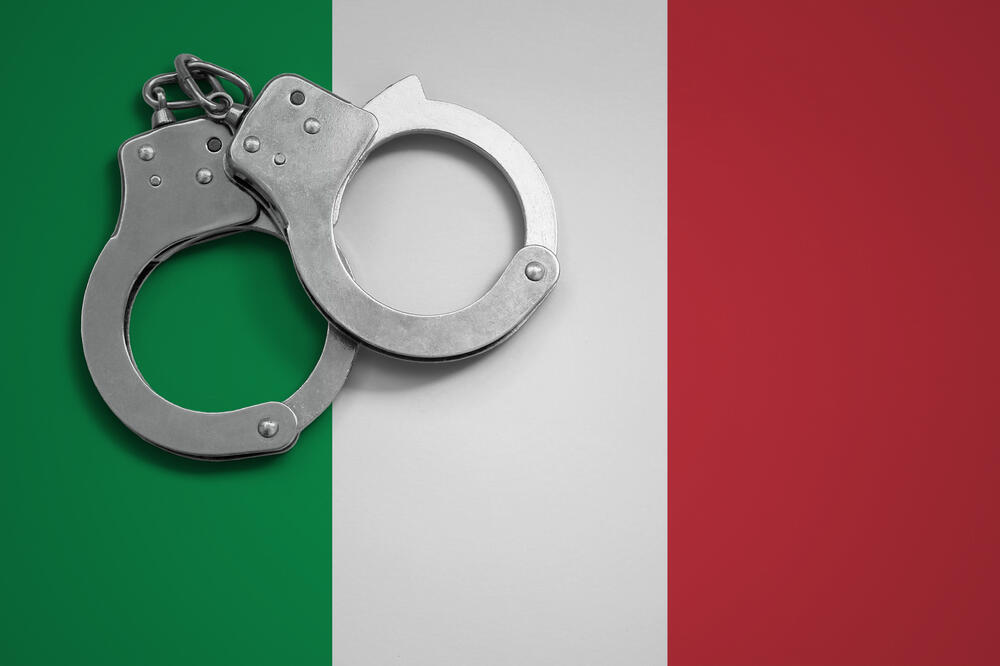 Italija (lisice) Ilustracija, Foto: Shutterstock