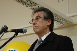 Drekalović Vukoviću: Zbog čega u slučaju 'Kipsa' radite suprotno...