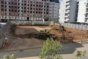 Stanari zgrada ispod Ljubovića i dalje ne znaju da li će novi...
