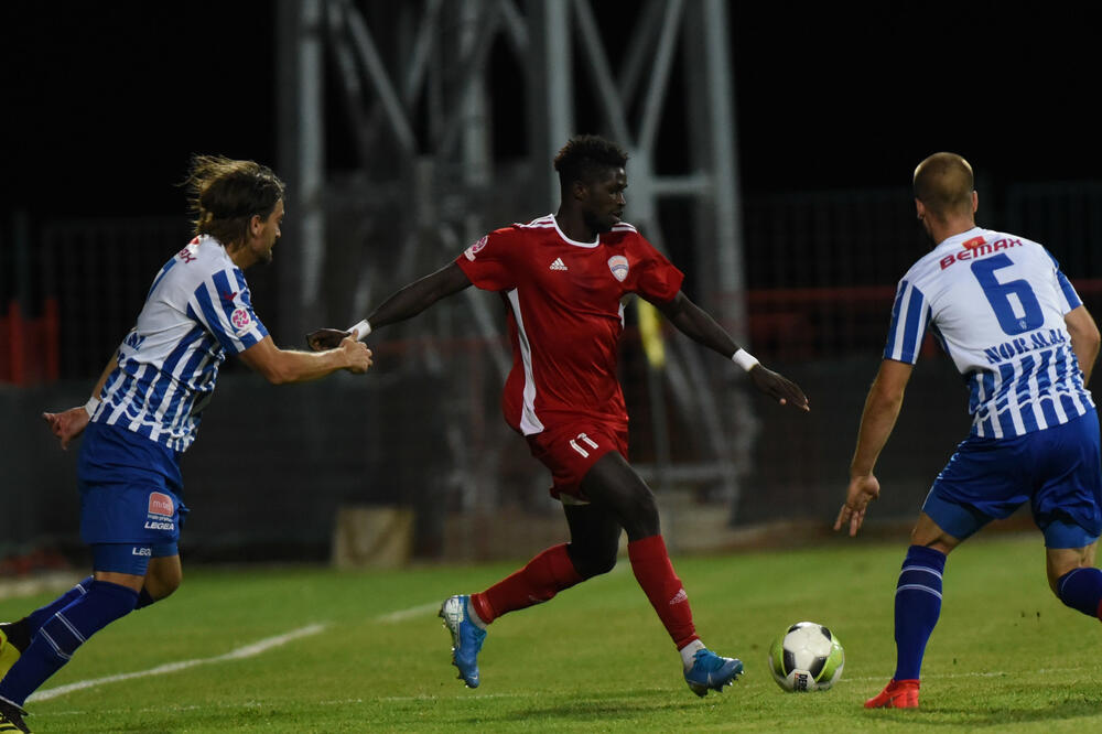 Sa meča OFK Titograd - Budućnost iz prvog dijela sezona, Foto: Savo Prelević