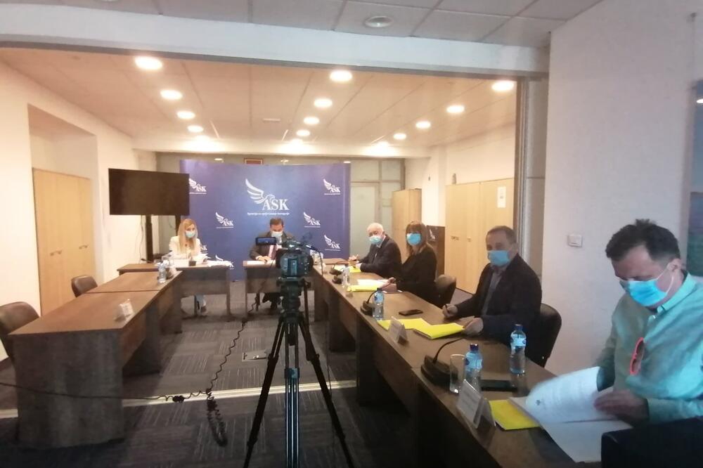 Sa jučerašnje sjednice Savjeta ASK - a, Foto: Antikorupcija.me