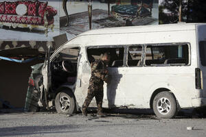 U napadu na autobus avganistanske televizije poginule dvije osobe