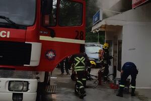 Požar u marketu preko puta "Morače", bez povrijeđenih