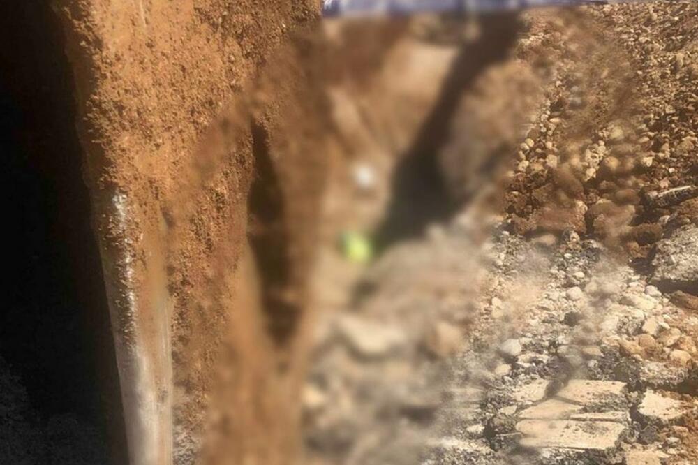 Stradali radnik u ulici Miloja Pavlovića