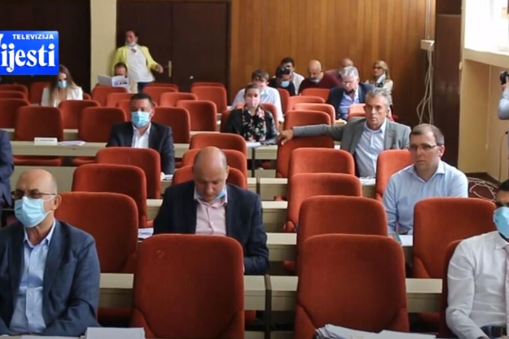 Sa jedne od sjednica Skupštine opštine Ulcinj, Foto: Screenshot/TV Vijesti