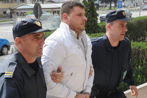 Ponovo u akciji: Vujović napao zatvorske čuvare