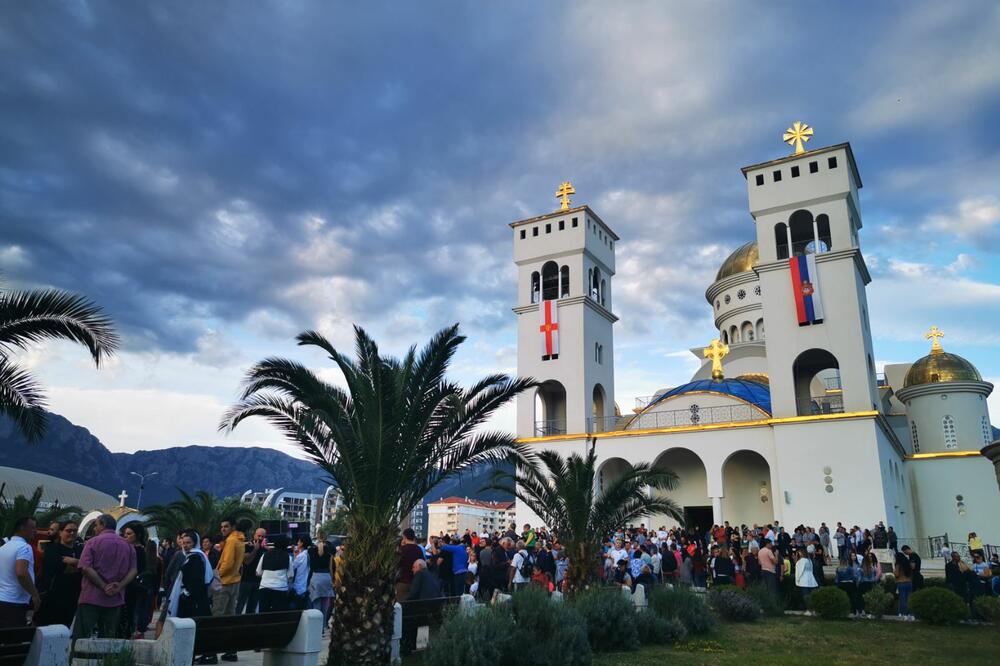 Detalj sa jučerašnje litije, Foto: Čitalac Reporter