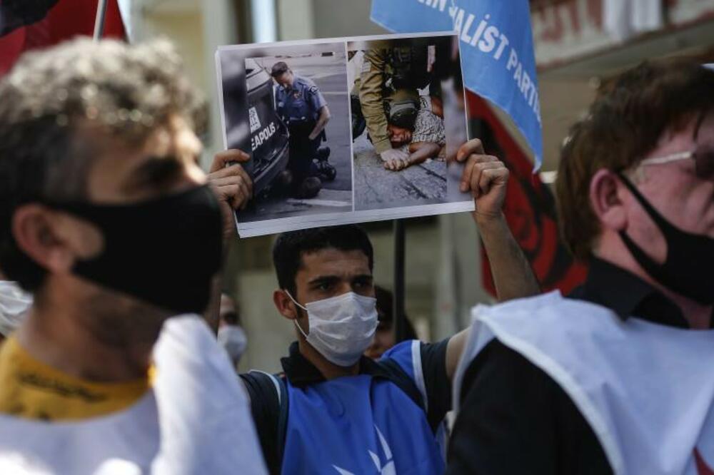 Detalj sa protesta u Palestini, Foto: Emrah Gurel/AP