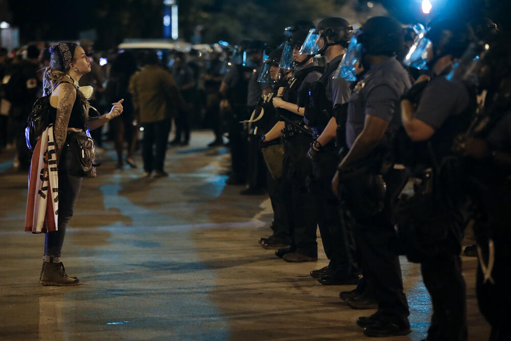 Protesti u SAD su protekle dvije noći bili relativno mirni