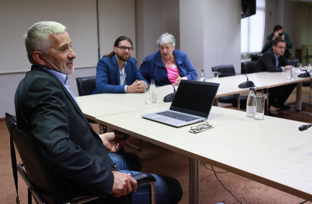 <p>Predsjednik Građanskog pokreta URA, Dritan Abazović, bio je jedini opozicioni lider na sastanku</p>