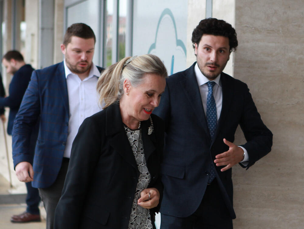 <p>Predsjednik Građanskog pokreta URA, Dritan Abazović, bio je jedini opozicioni lider na sastanku</p>